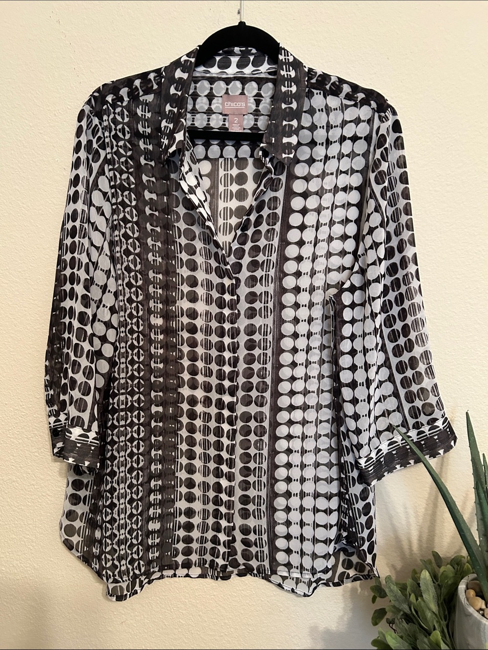 Chico's Black and White Geometric Dot Button-Front Shirt